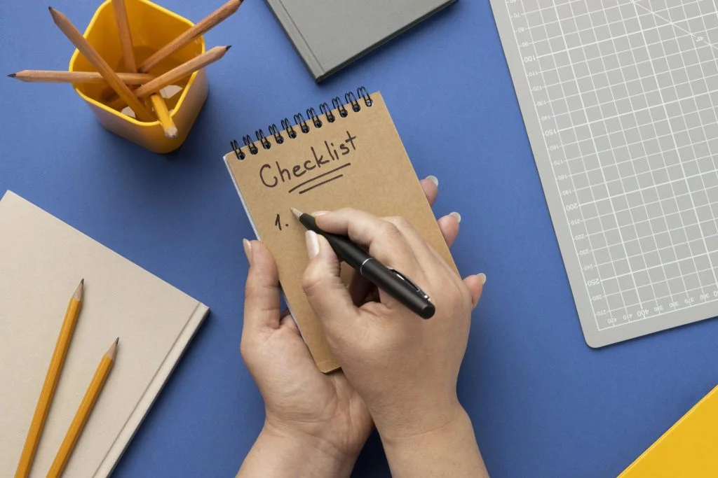 Checklist-Notebook-Freepik-1024x683
