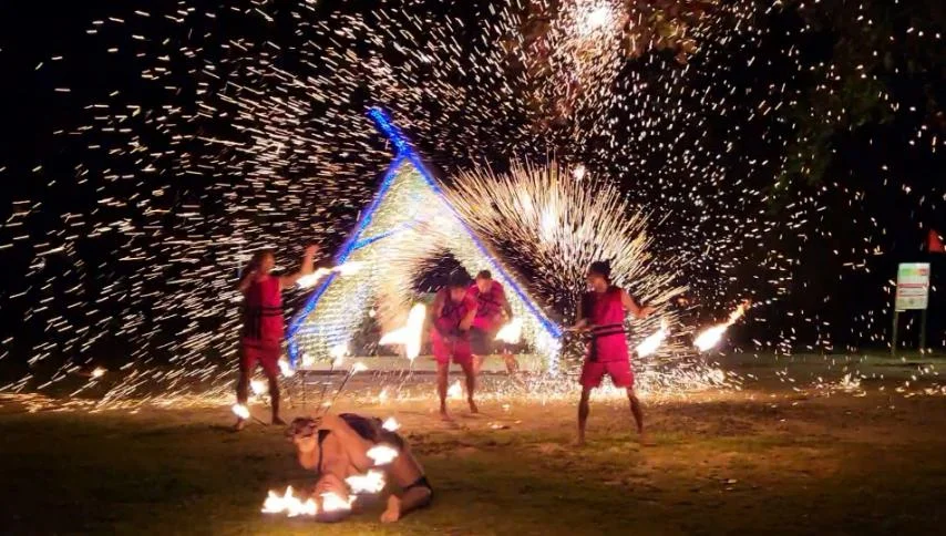 Paskuhan-Fire-Dance
