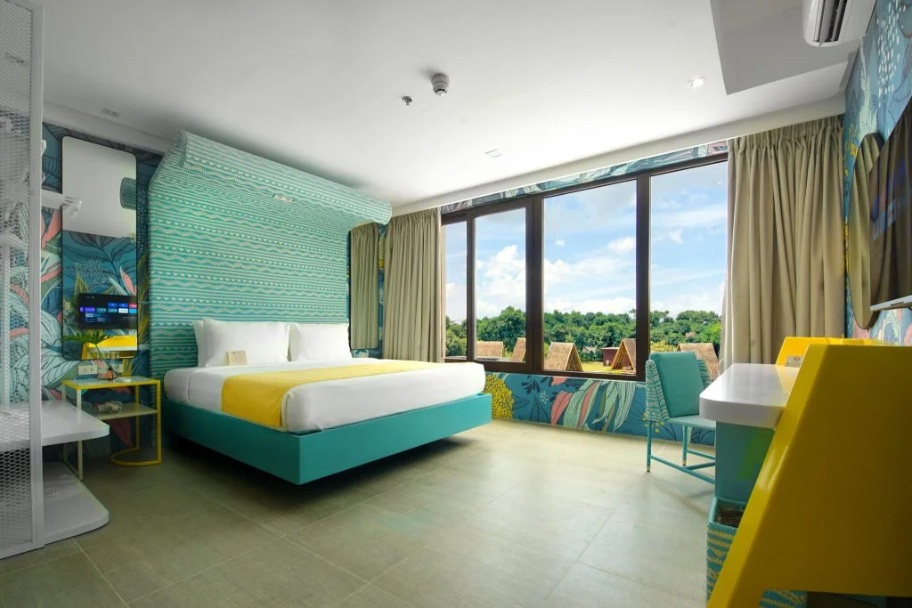 room-1024x683
