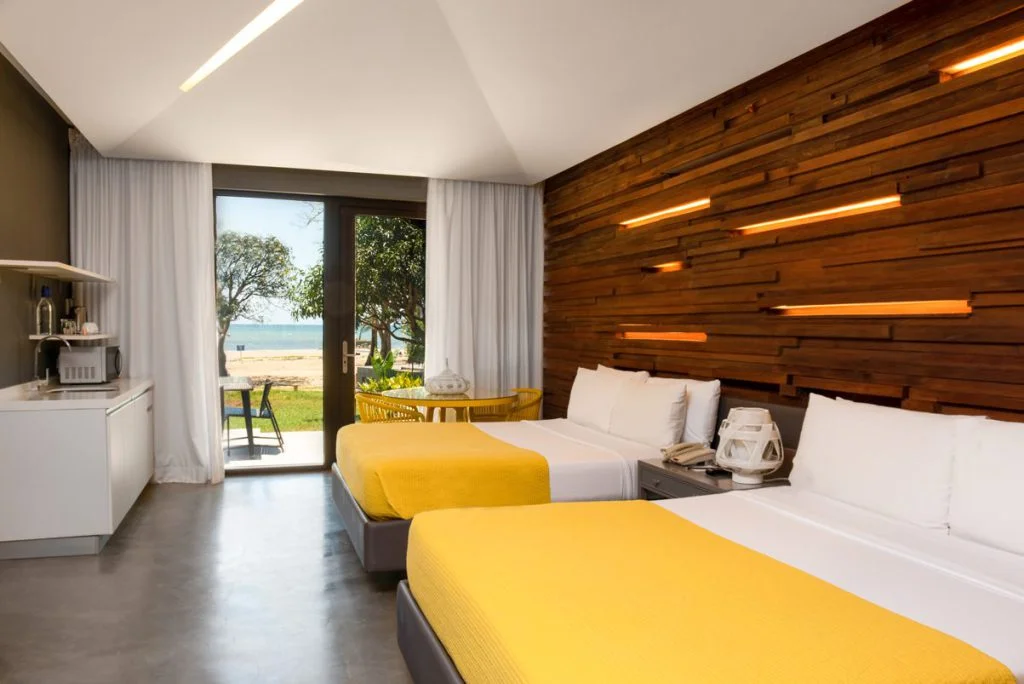 Wide-shot-Deluxe-Villa-Bed-JTN_7613-1024x684